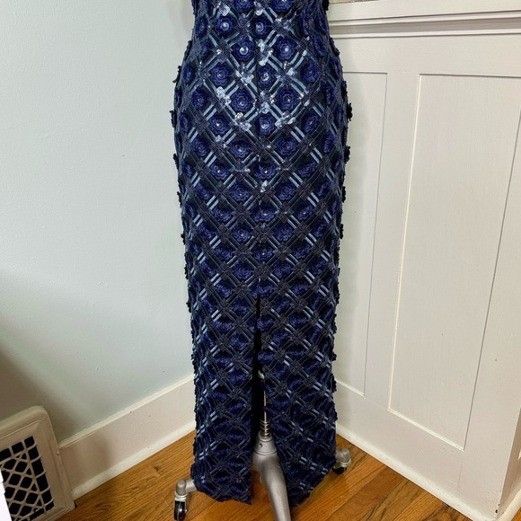 Badgley Mischka Navy Sequin Formal Gown Floor Length Dress Size 4 NWT - Picture 7 of 11